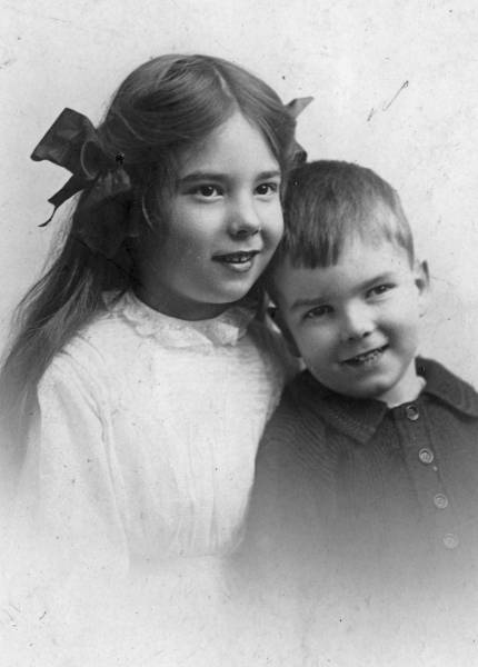 nora_sterling_.jpg nora_sterling_.jpg