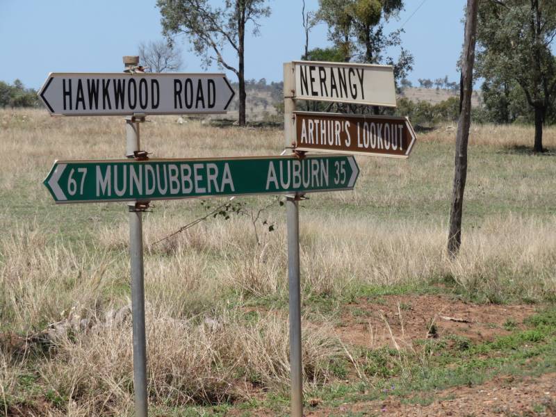 hawkwood_road.jpg hawkwood_road.jpg